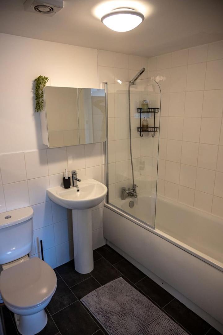 Cozy 1-br Sanctuary In Redland, * Bristol